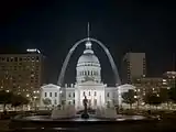Gateway Arch from the mall